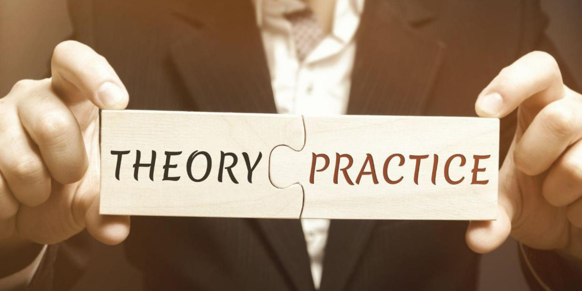 Bild zum Kurs 05.11.2026 | Zwischen Unterricht und Alltag: Theorie-Praxis-Transfer aktiv sichern | Copyright: canva-gettyimages