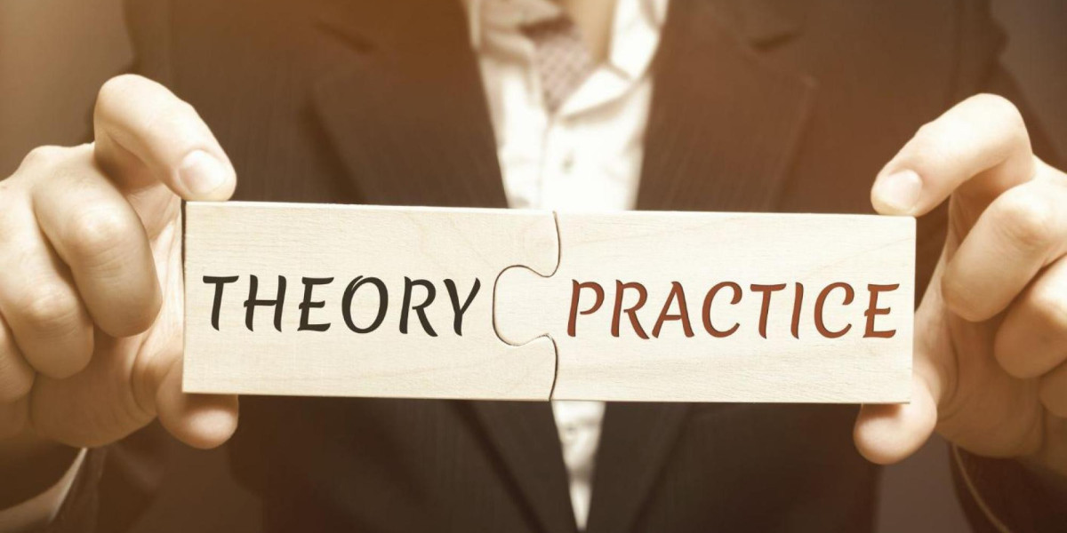 Bild zum Kurs 05.11.2026 | Zwischen Unterricht und Alltag: Theorie-Praxis-Transfer aktiv sichern | Copyright: canva-gettyimages